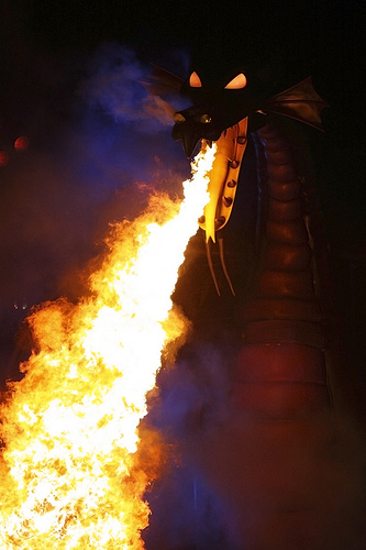 Fantasmic the Dragon, Disney World © fortherock with CCLicense