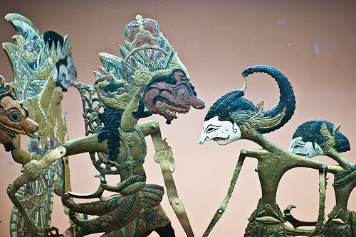 Balinese shadow puppets © Howard Walfish with CCLicense