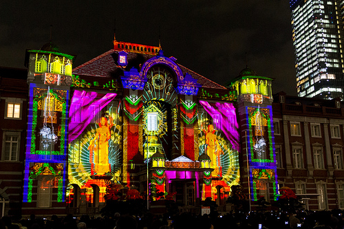 Projection Mapping on Tokyo Station image © t-mizo with CCLicense