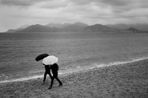 walk in rain  © Thomas Leth-Olsen with CCLicense