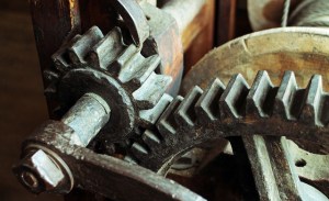 gear-484737_640