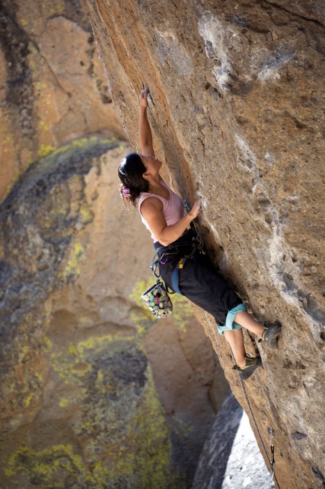 Rock-Climbing-in-Clarks-Canyon-California-US.jpg
